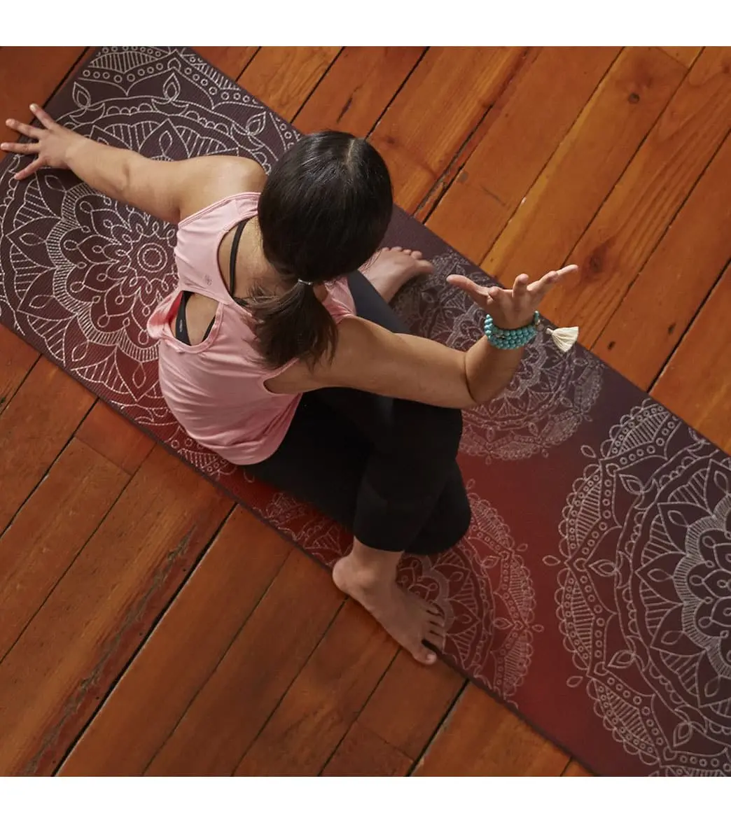 Gaiam Metallic Sunset Yoga Mat 68" 6mm - Image 4